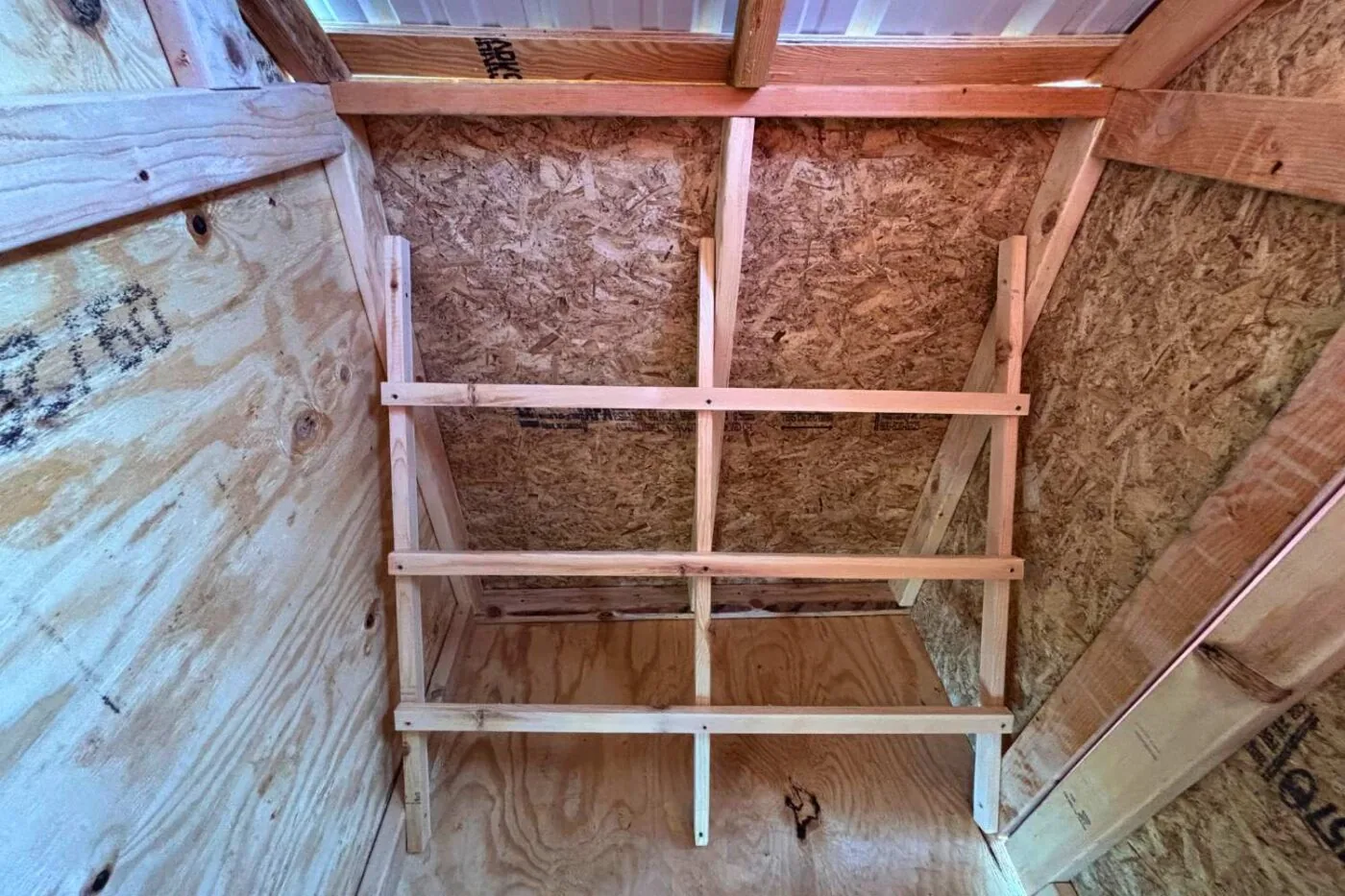 Chicken coop with run