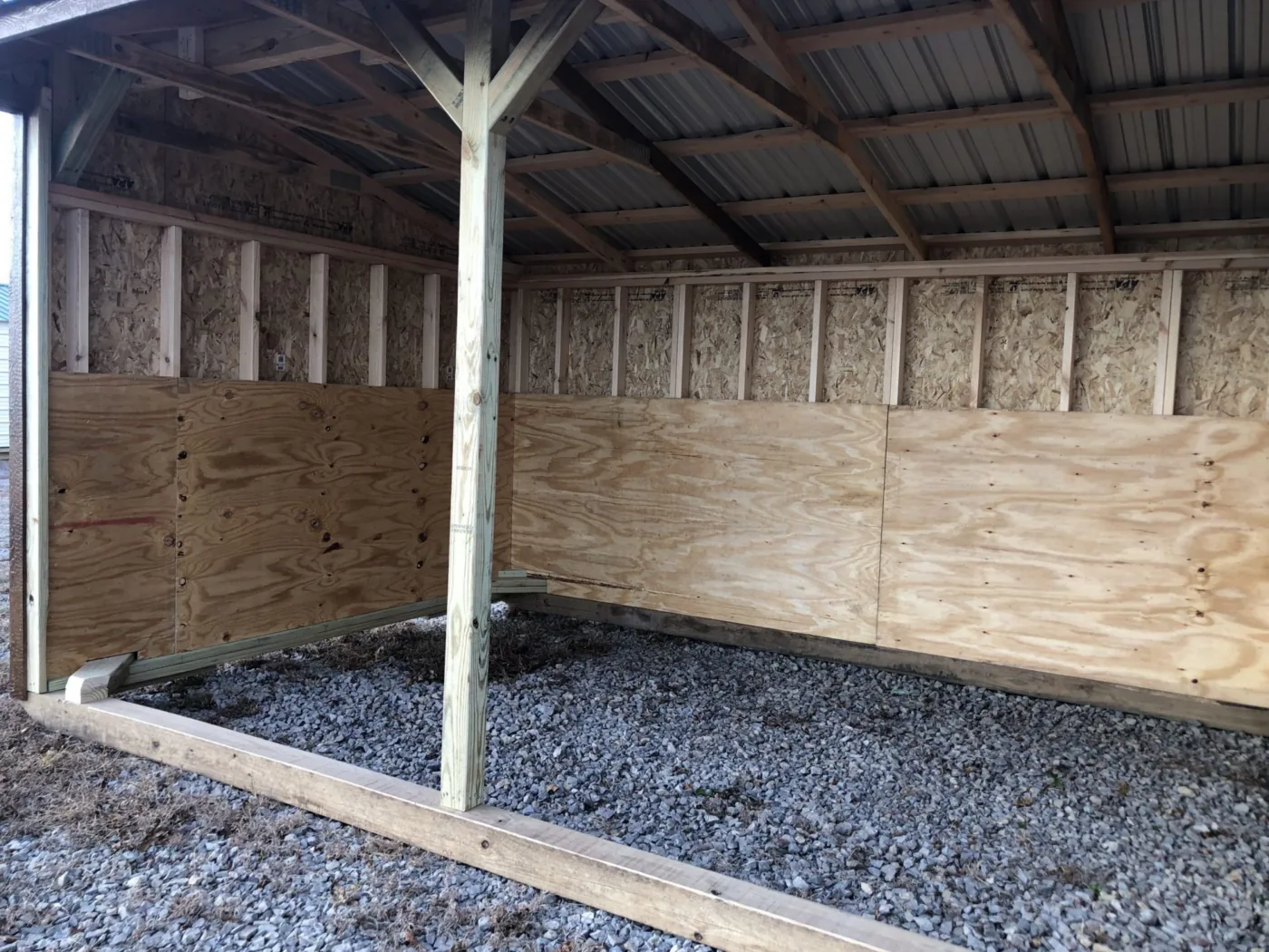 Run-in shed with tack room delivered in Oklahoma