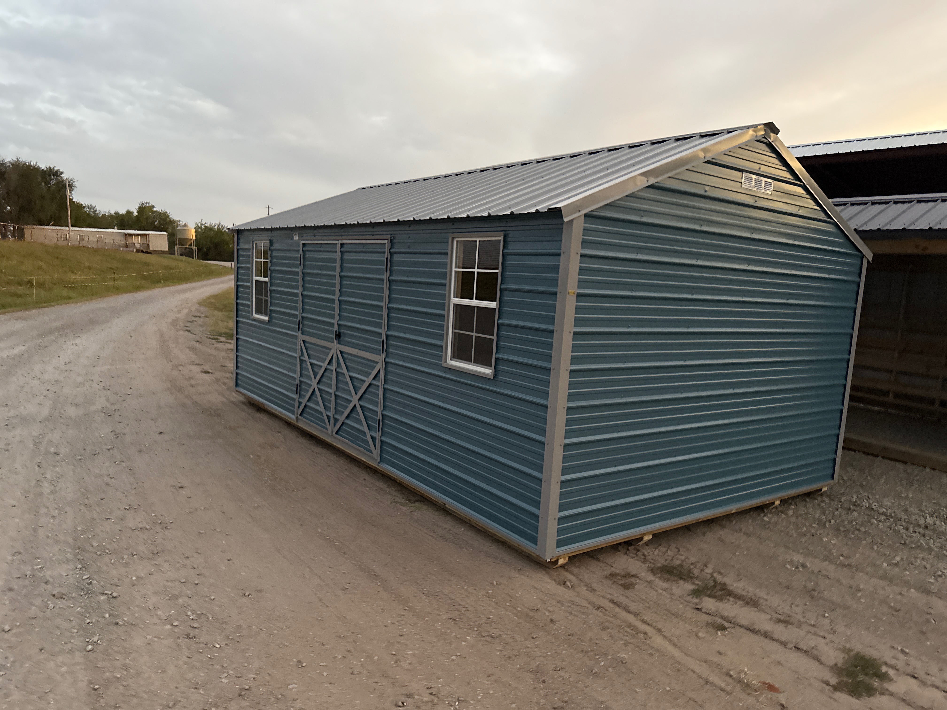 Metal Cottage Barn 12 x 20 photo 2