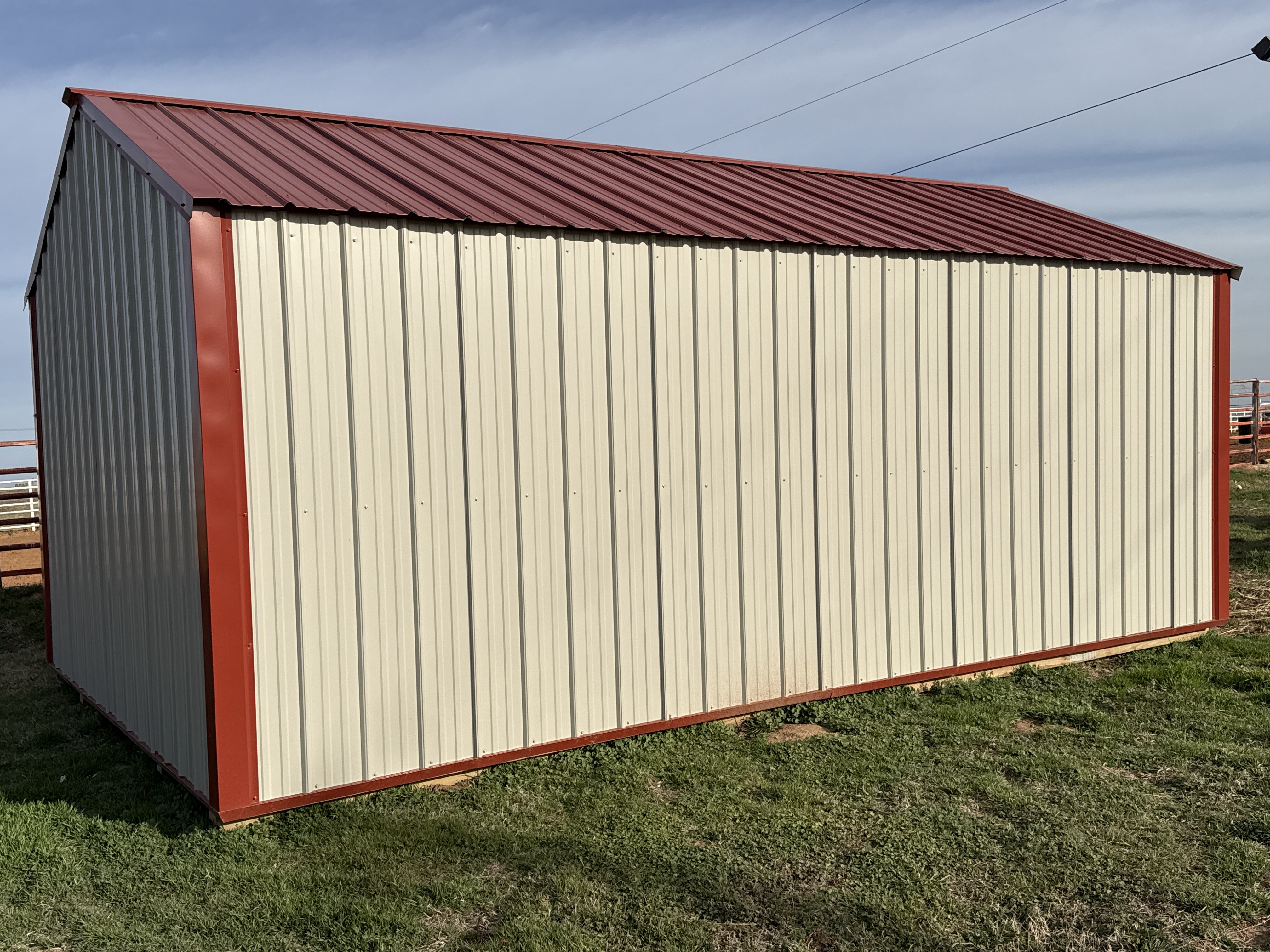 Metal Cottage Barn 12 x 20 photo 4