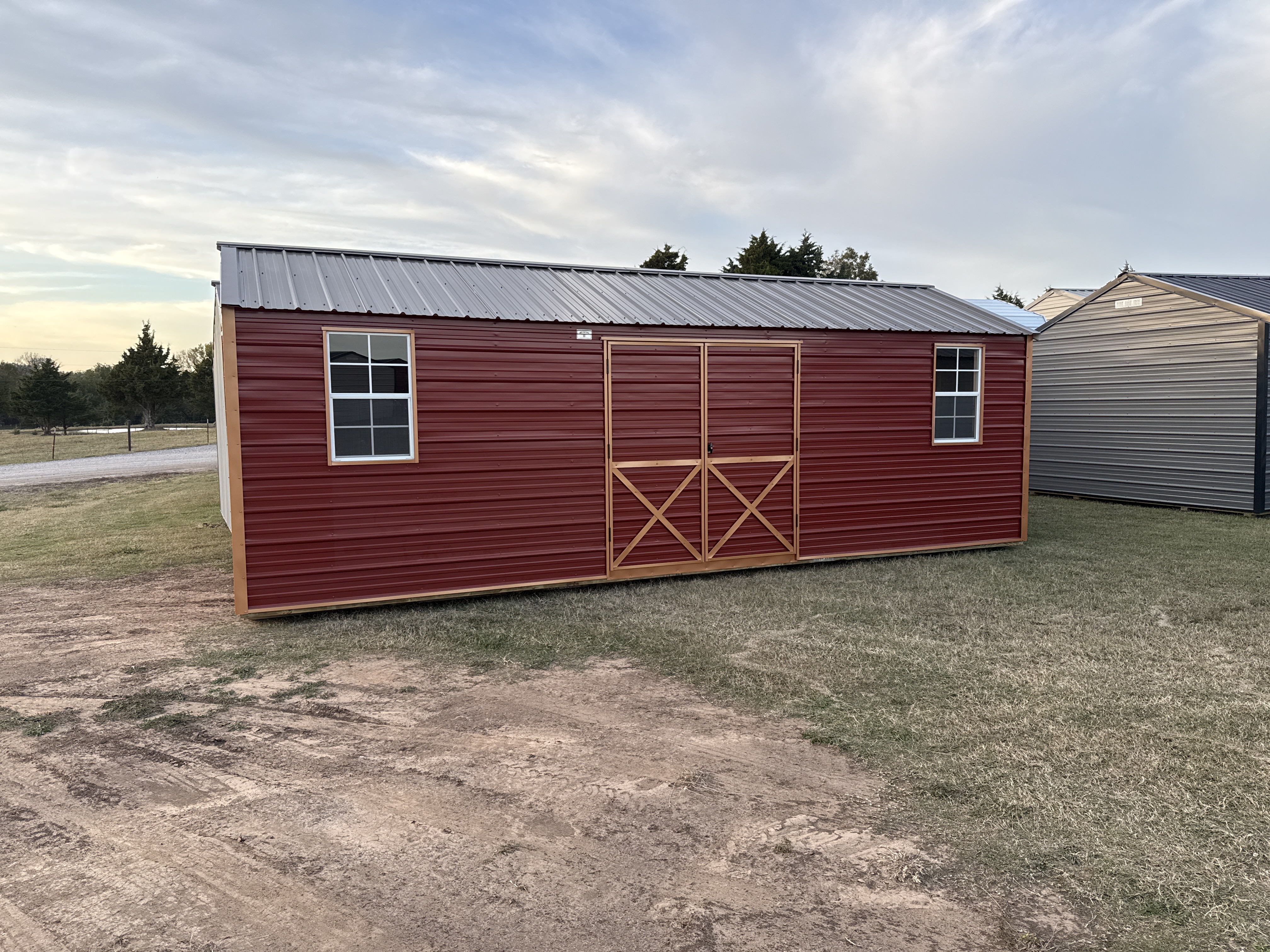 Metal Cottage Barn 10 x 24