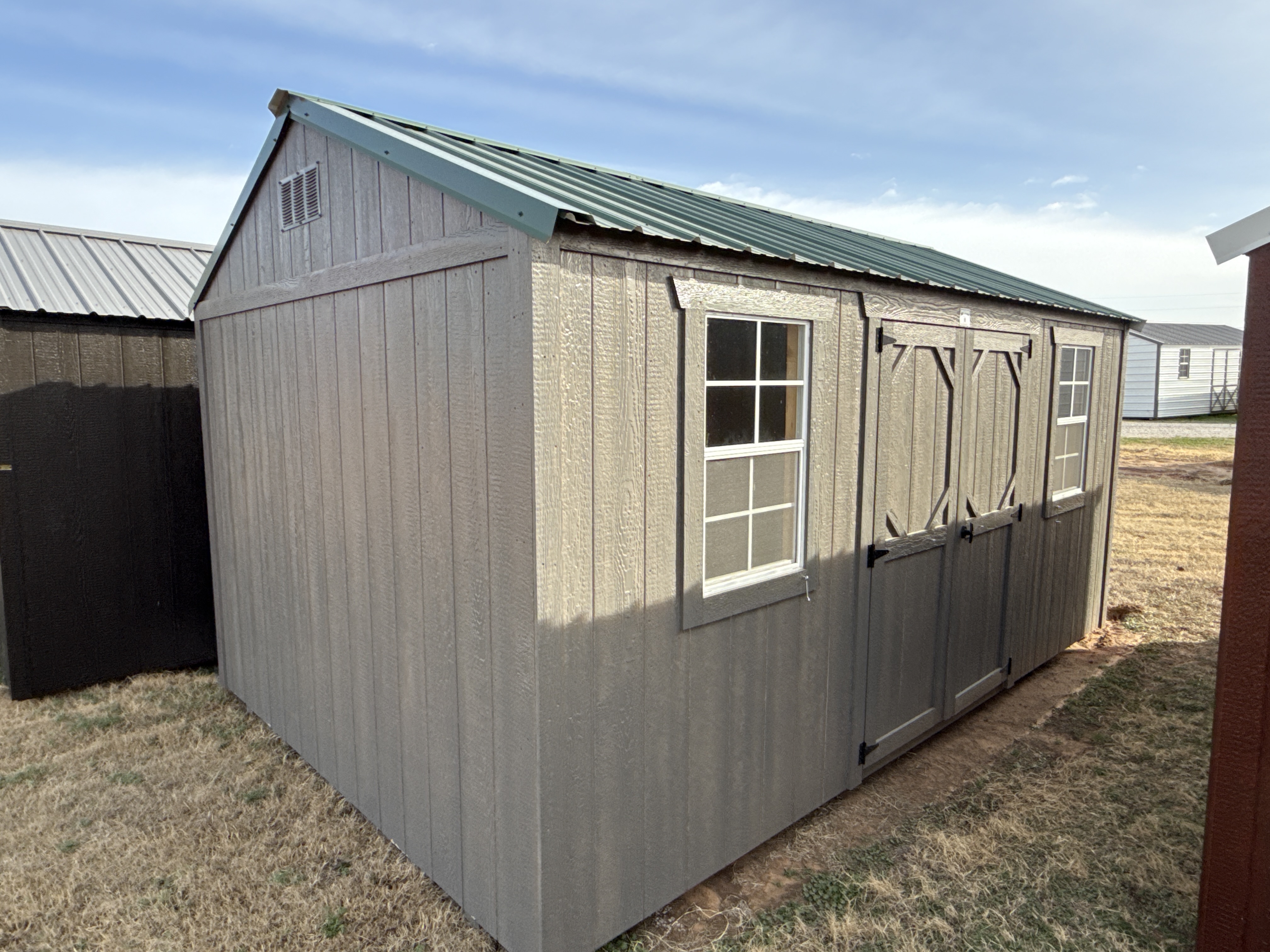 Wood Cottage Barn 10 x 16 photo 4
