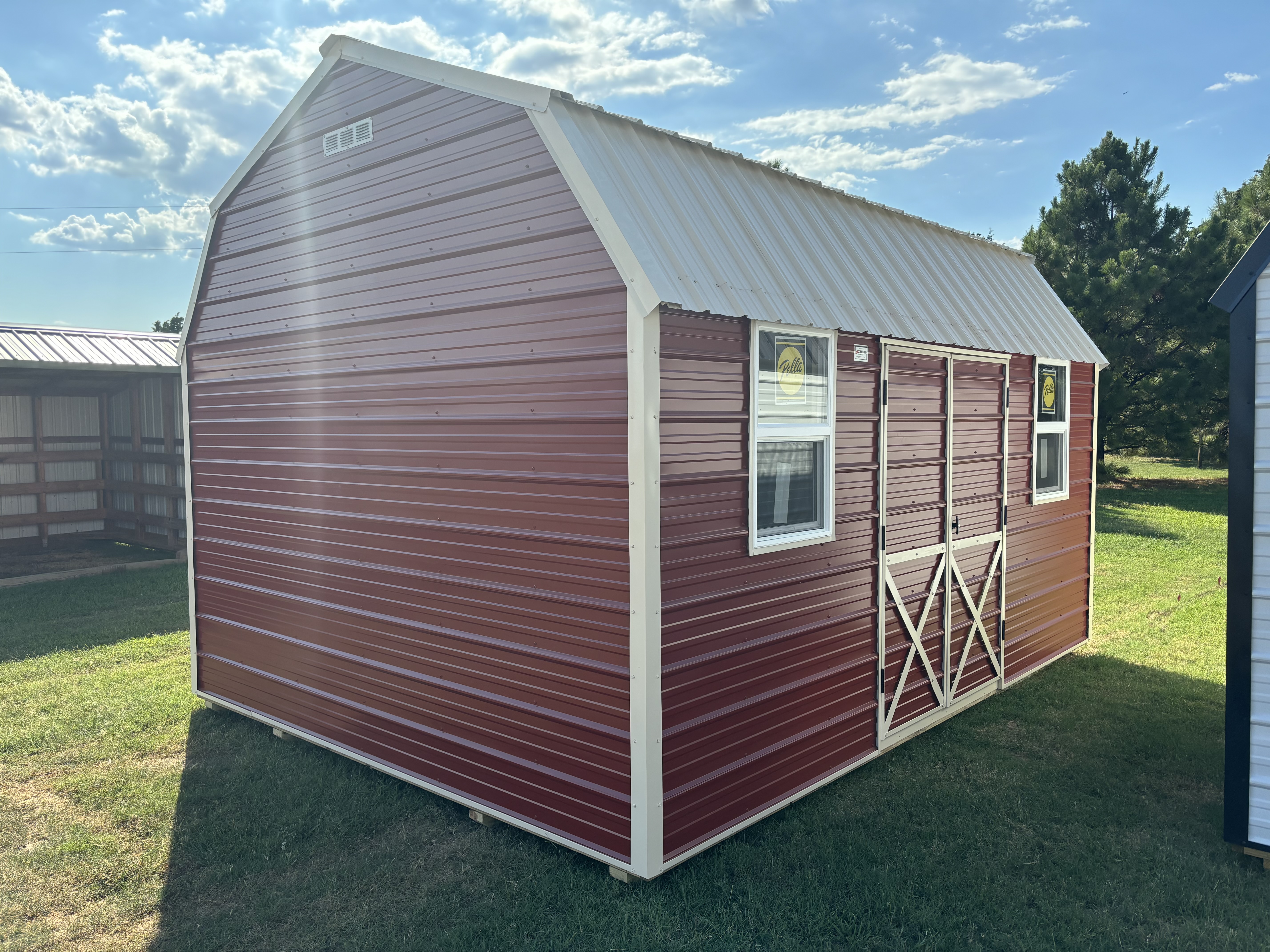Metal Loft Barn 12 x 16