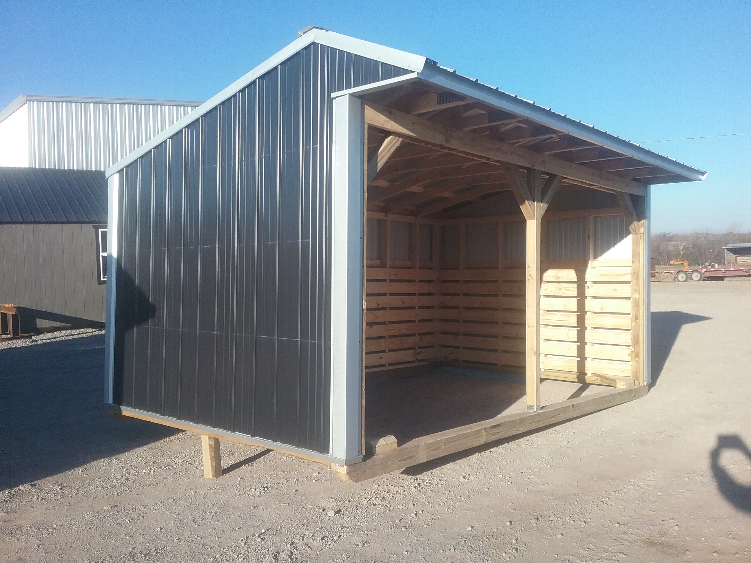 Metal Horse Barn 10 x 16 photo 2