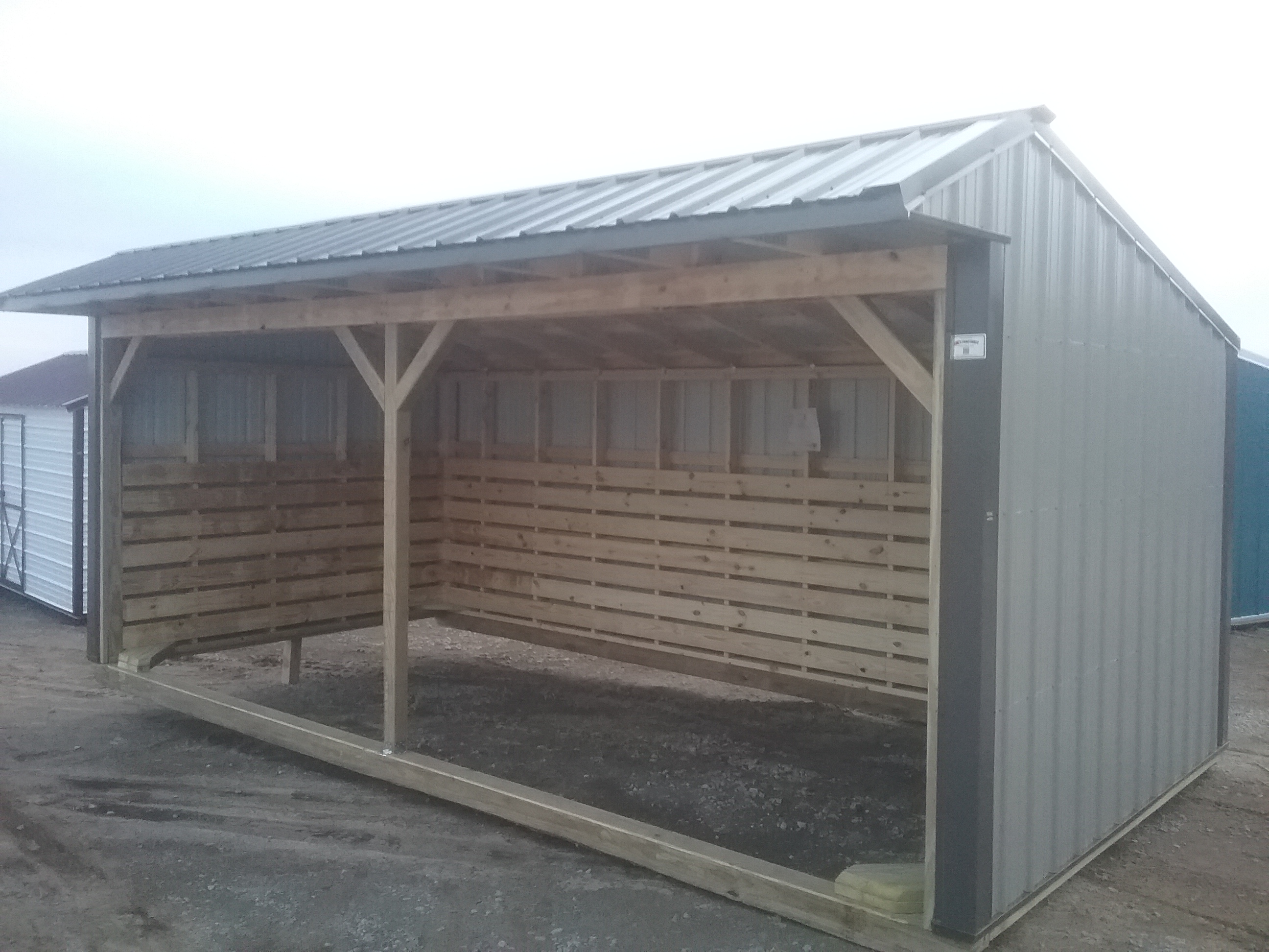 Metal Horse Barn 10 x 20 photo 2