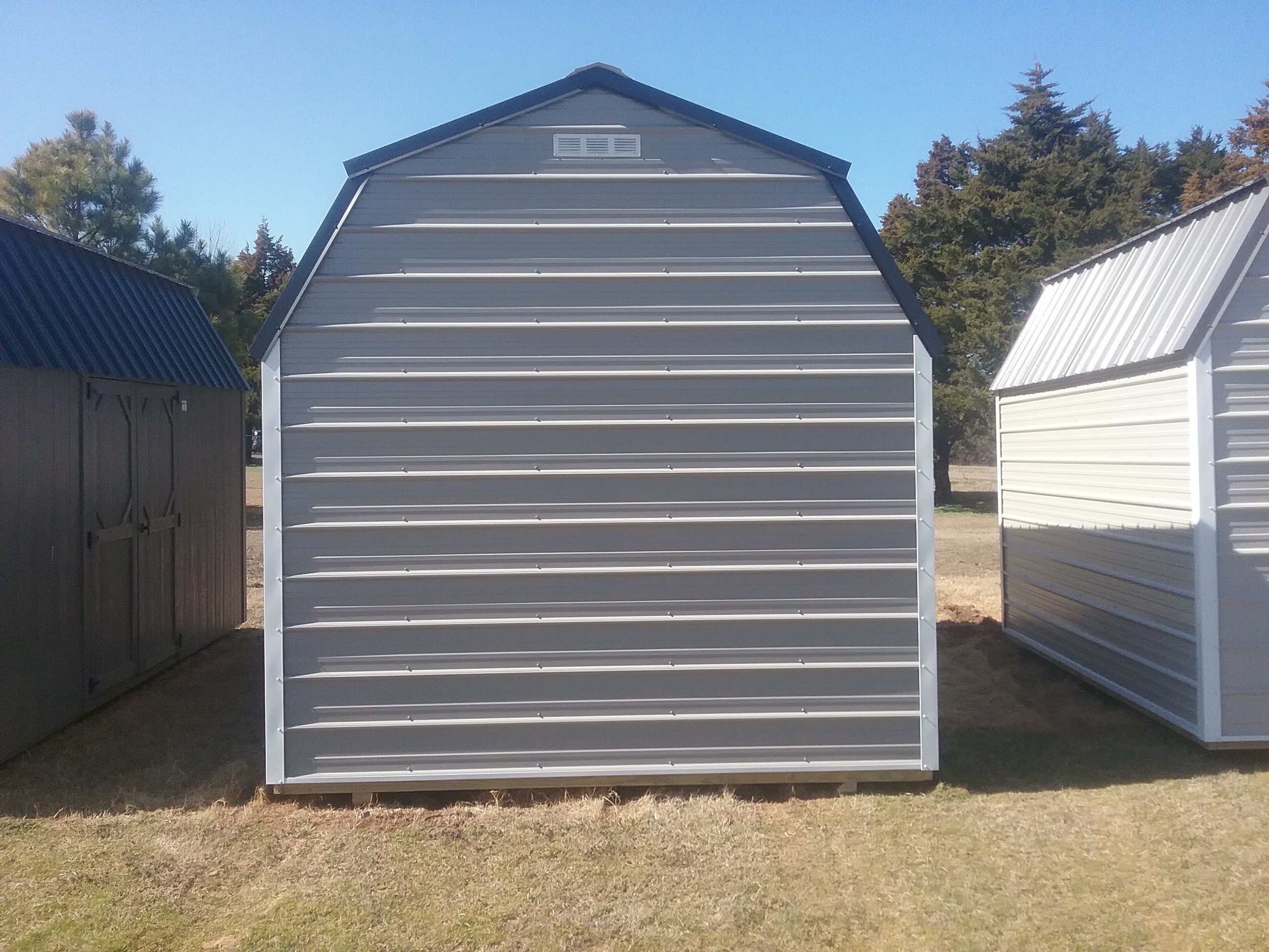 Metal Loft Barn 10 x 16 photo 2