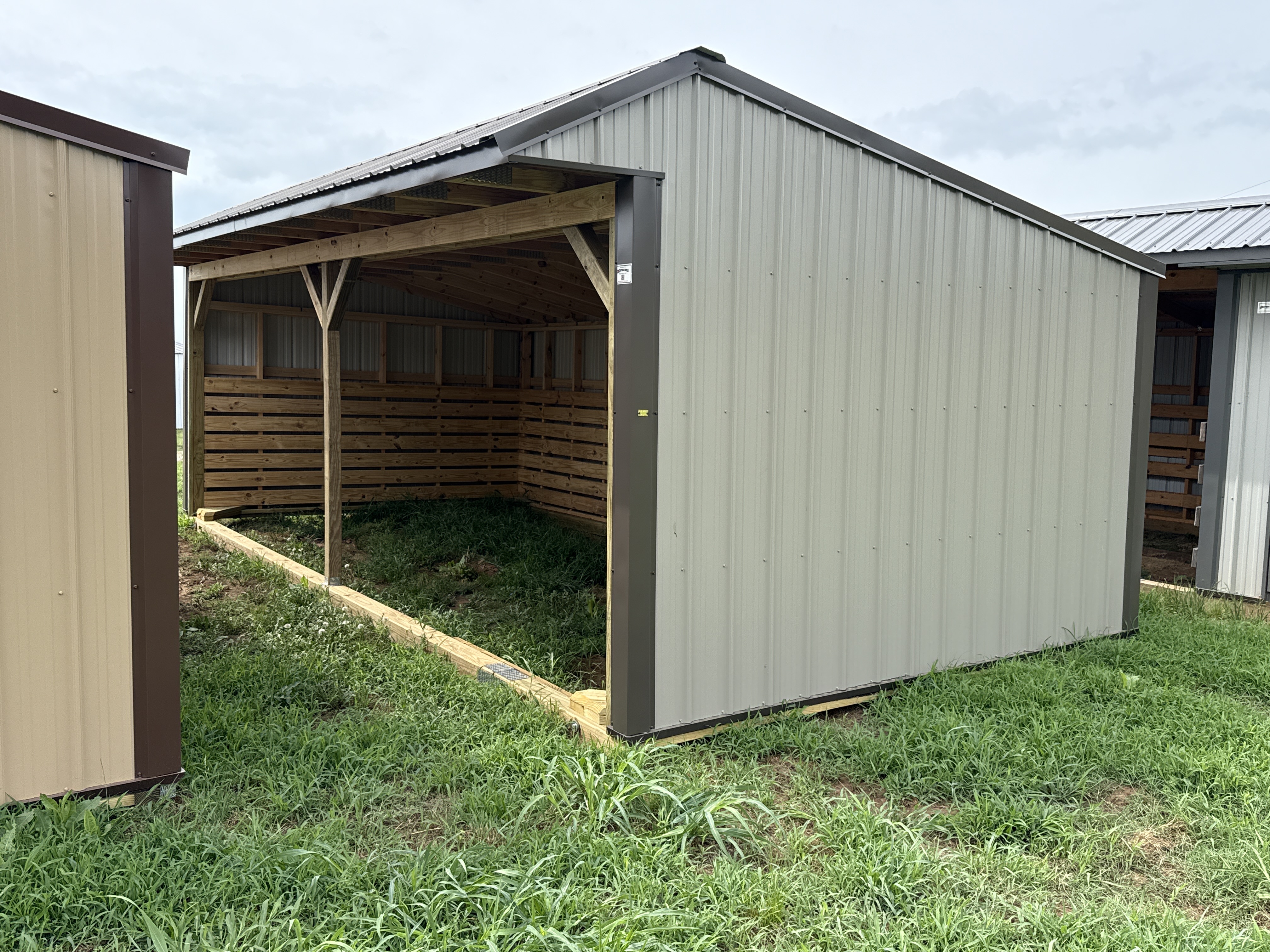Metal Horse Barn 12 x 24
