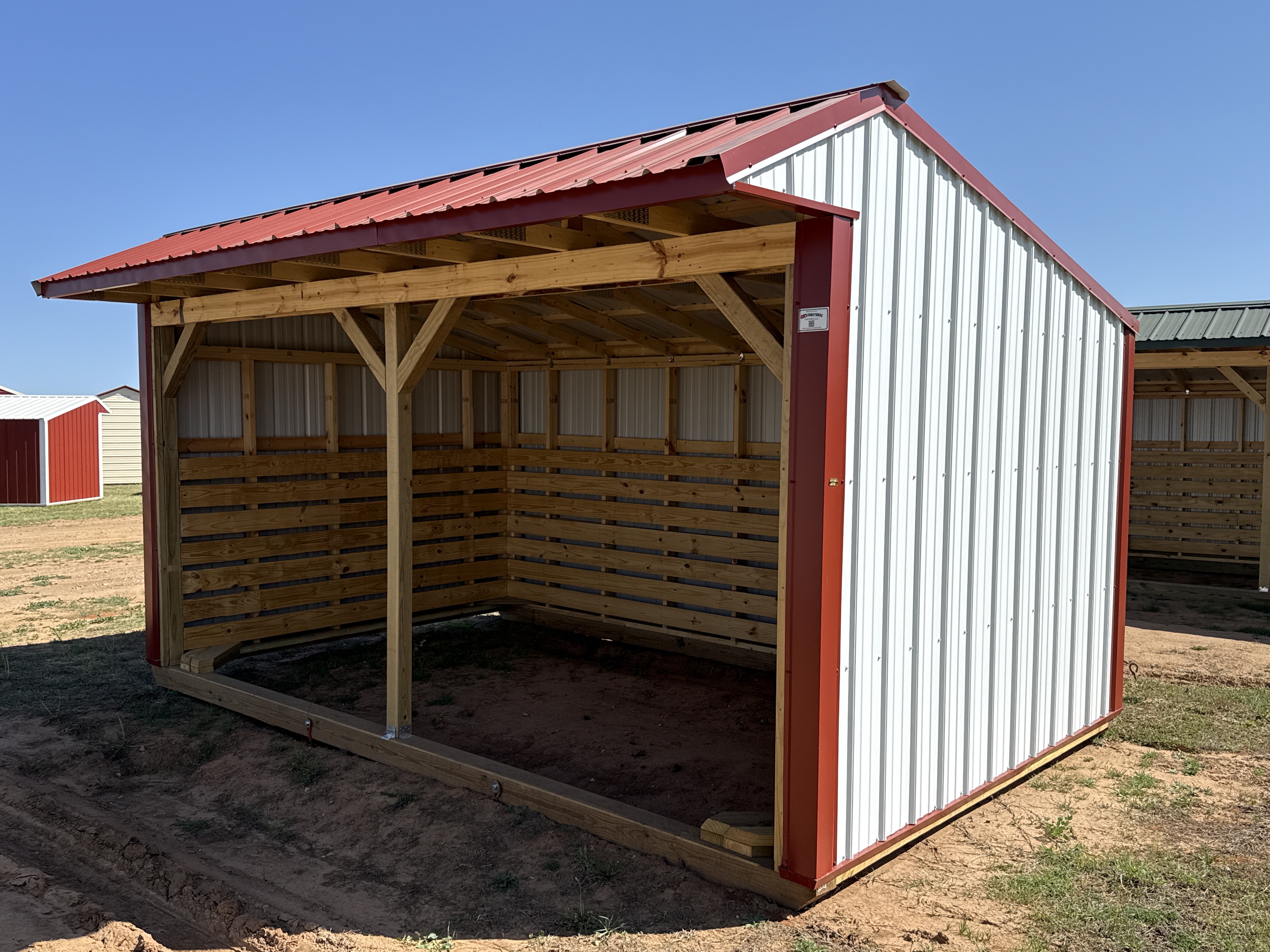 Metal Horse Barn 10 x 16