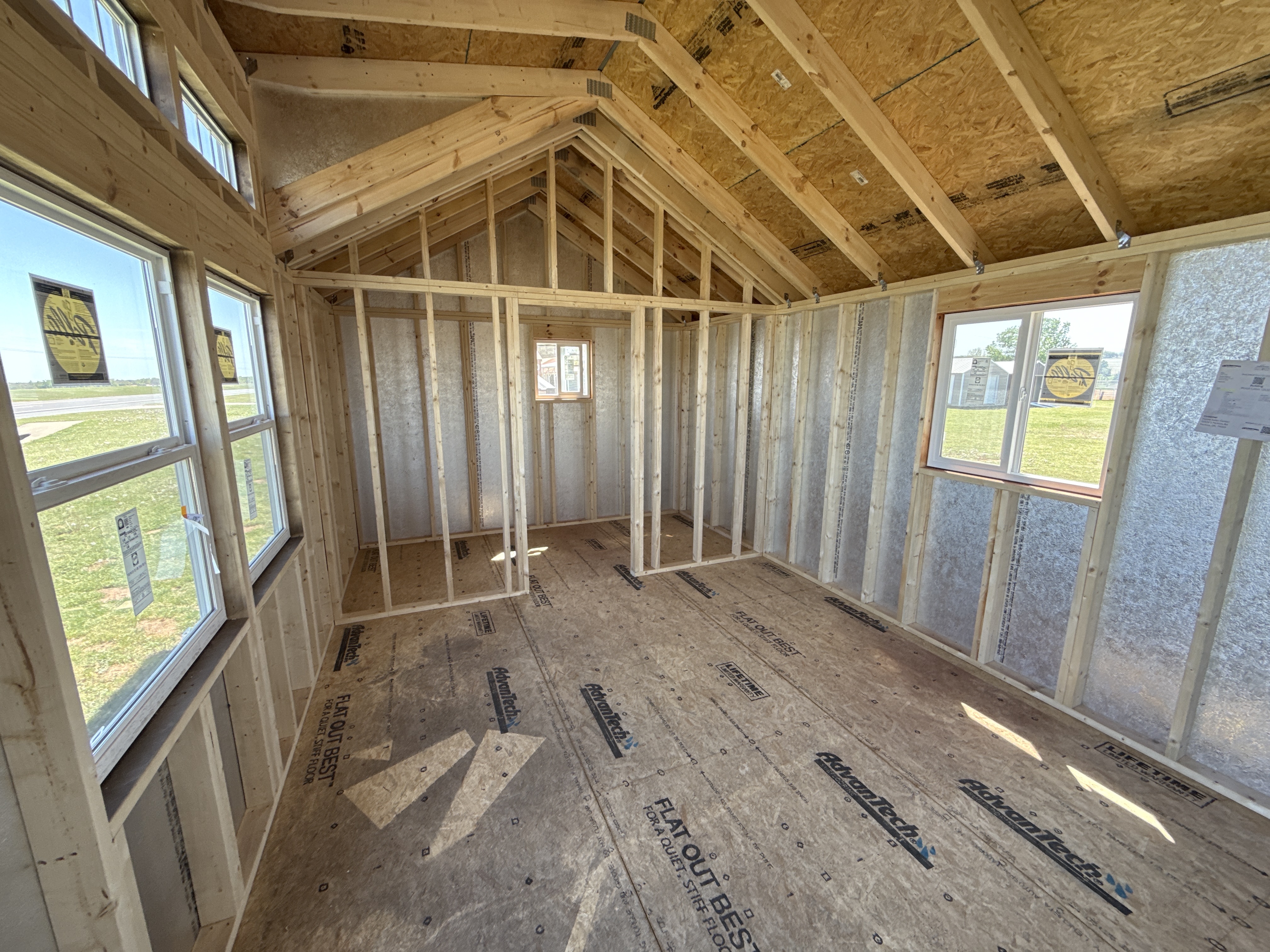 Wood Cabin 12 x 32 photo 4