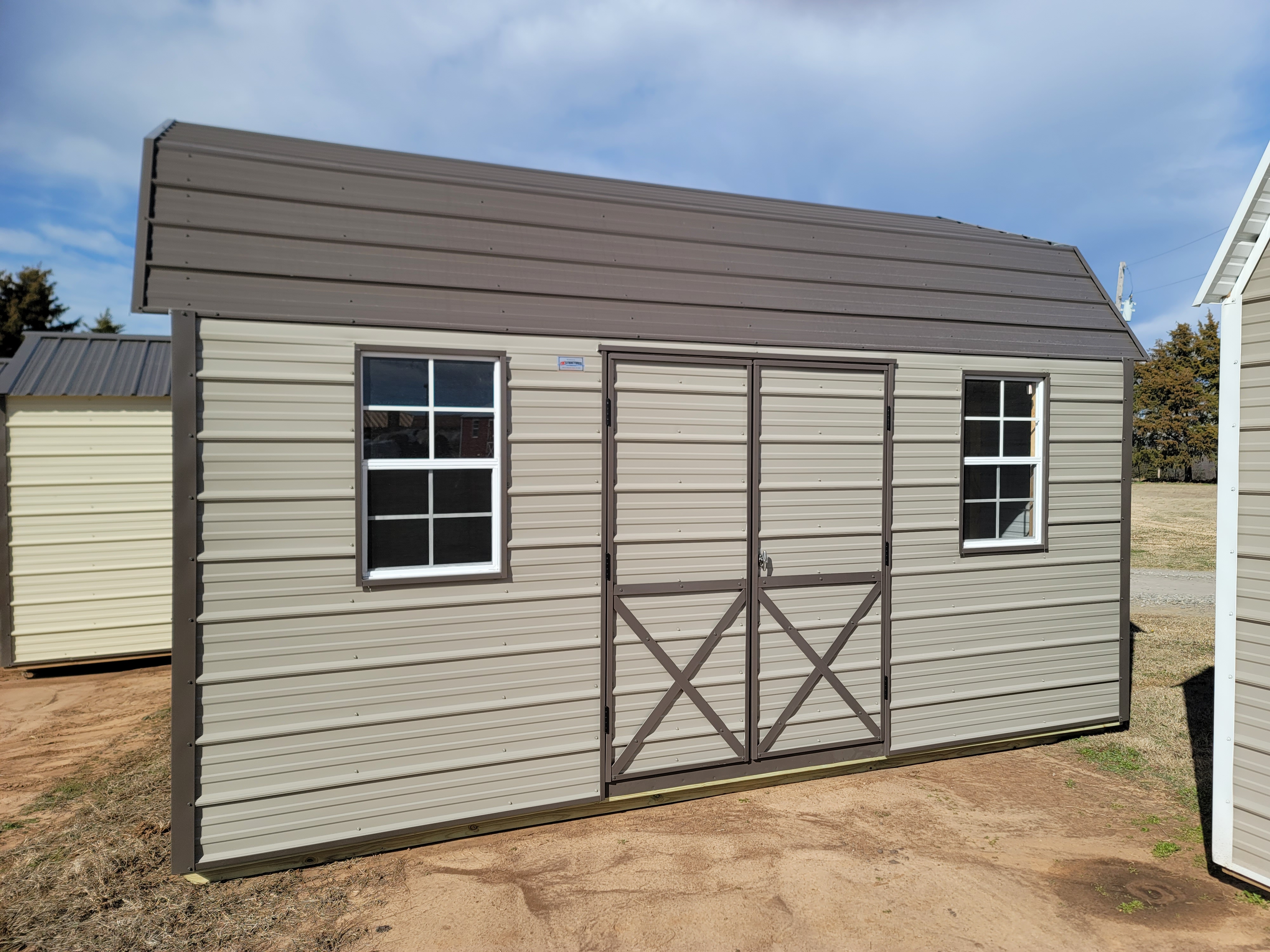 Metal Loft Barn 12 x 16
