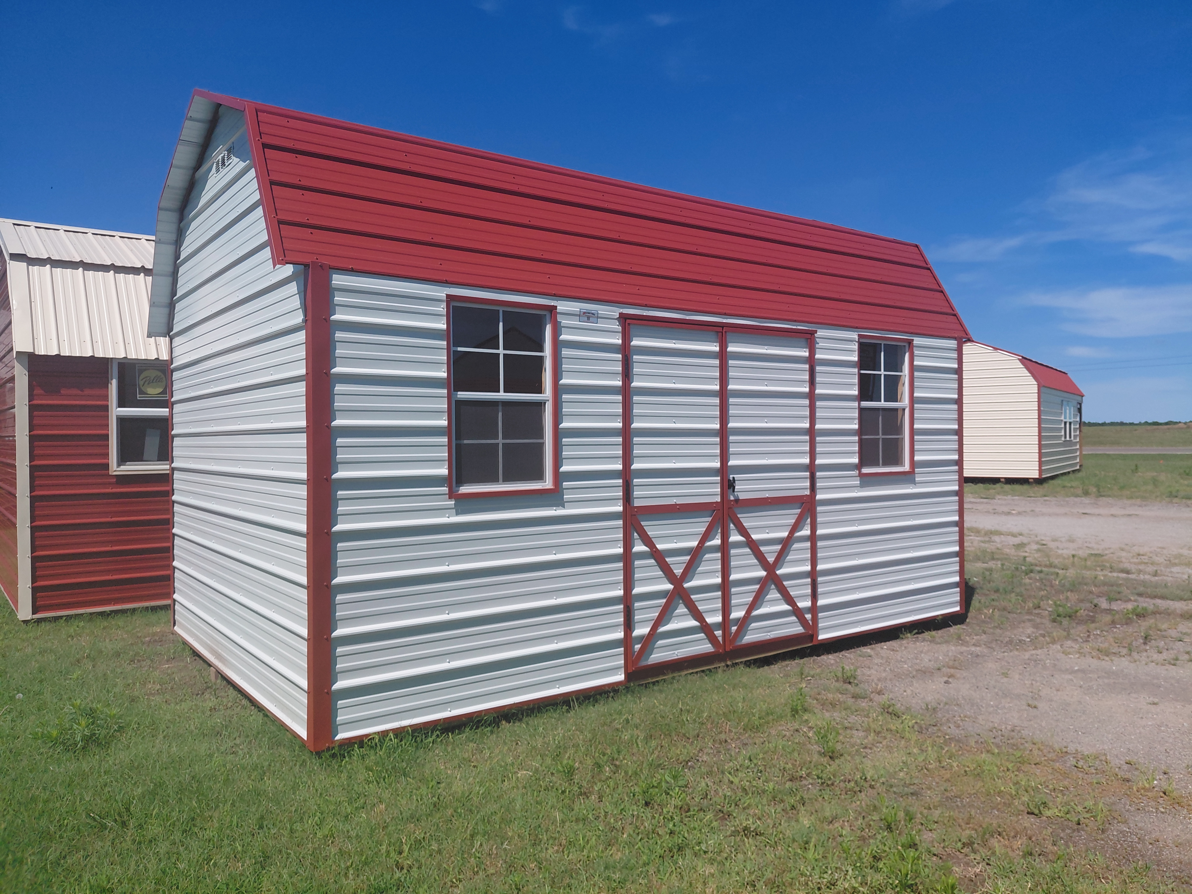 Metal Loft Barn 10 x 16